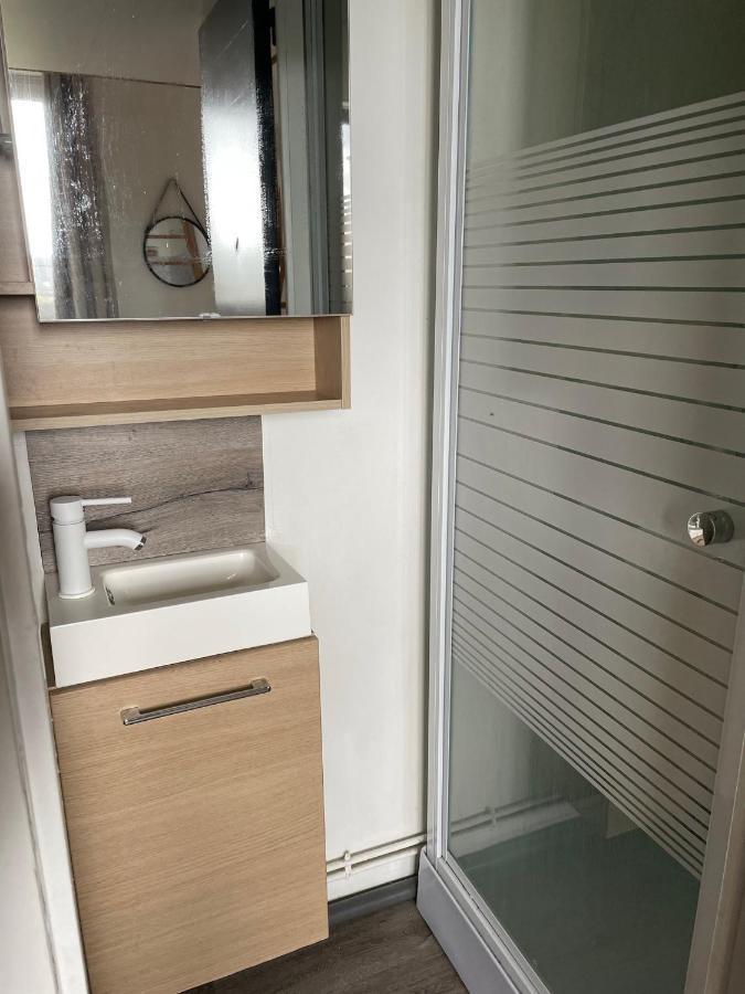 Immeuble Les Perdrix Apartment Quimper Exterior photo